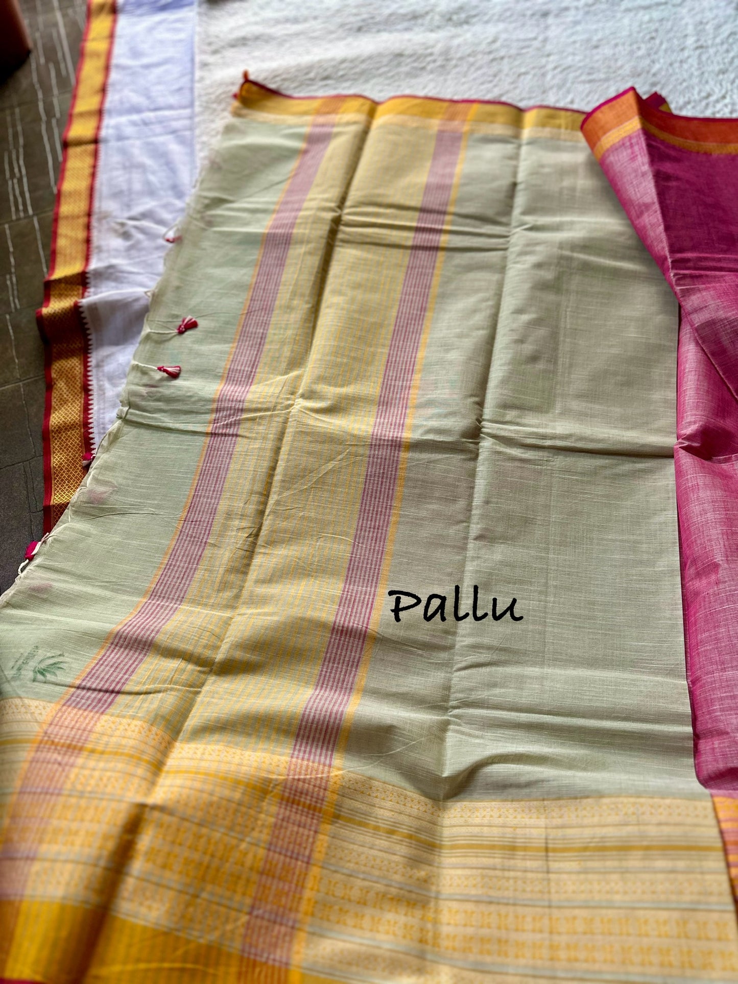 Light mint with yellow border bengal cotton