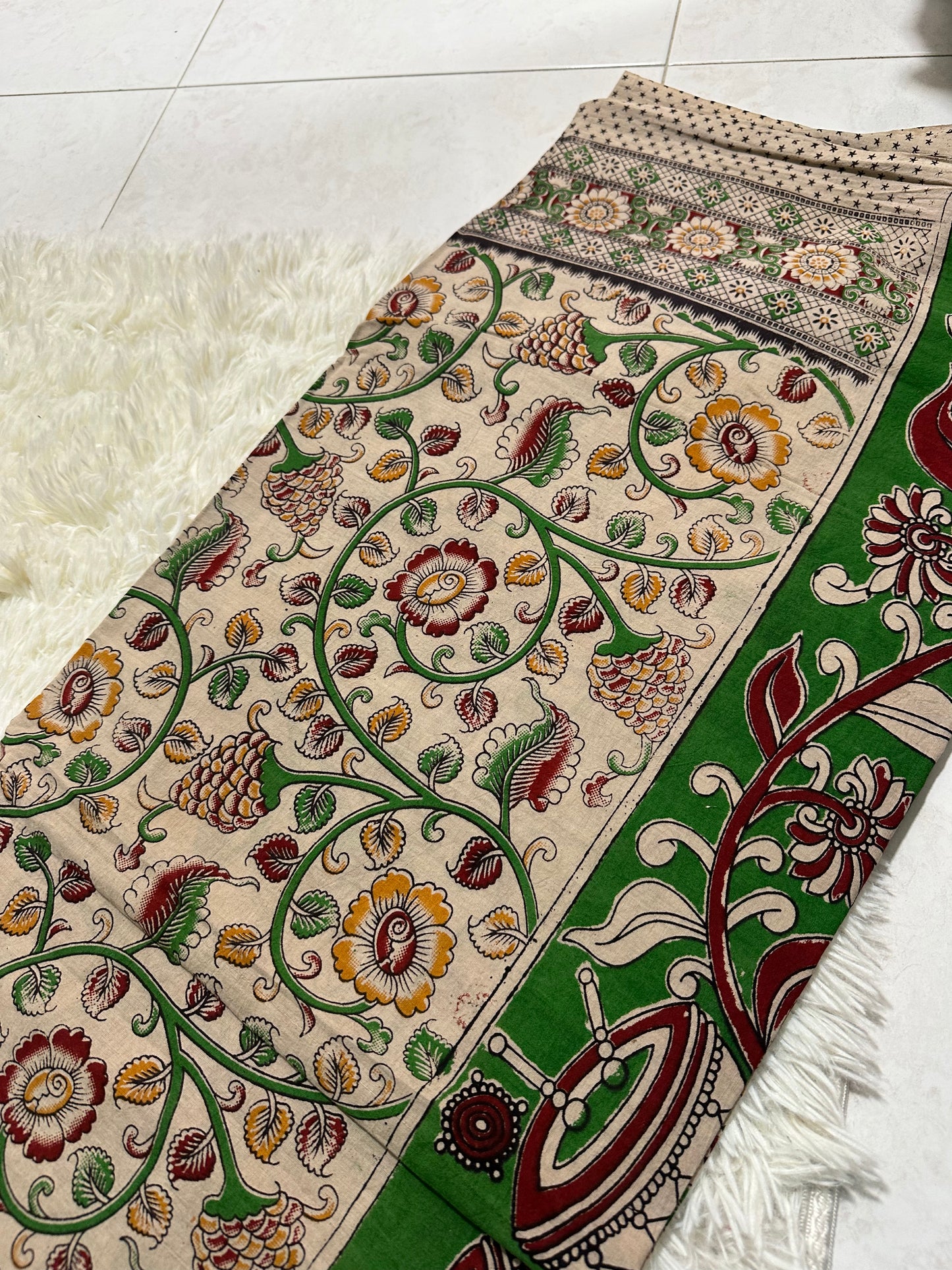 Kalamkari in pallake pallu design